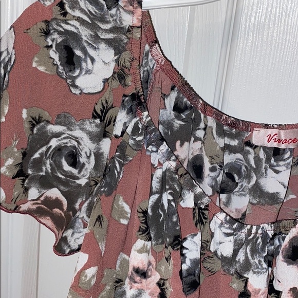 Pink Floral Crop Top - Picture 2 of 2